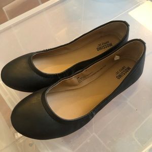Mossimo black flats
